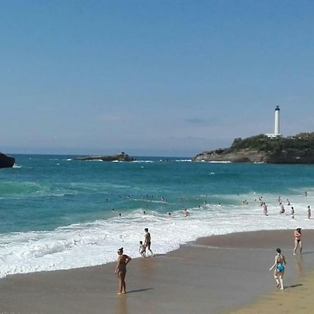 Petit Appartement Douillet Tres Bien Situe Biarritz Bagian luar foto