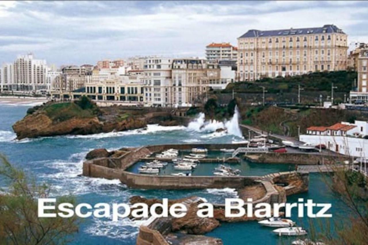 Petit Appartement Douillet Tres Bien Situe Biarritz Bagian luar foto